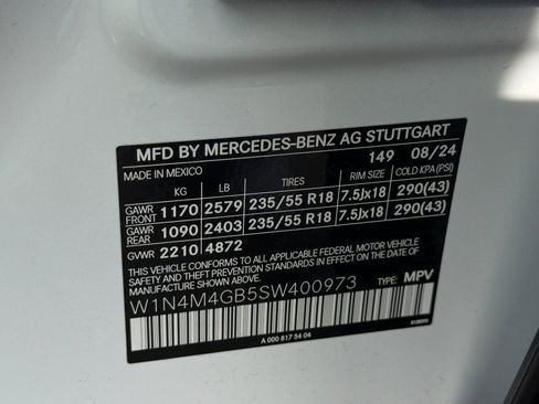 Certified 2025 Mercedes-Benz GLB 250 image 36