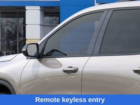 New 2026 Chevrolet Traverse Z71 w/ Driver Confidence Package image 13