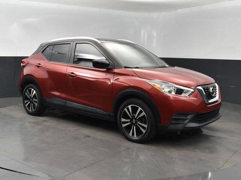 Used 2019 Nissan Kicks SV image 24