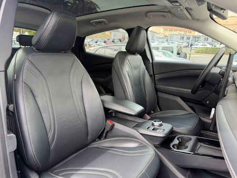 Used 2023 Ford Mustang Mach-E Premium AWD/4WD image 34