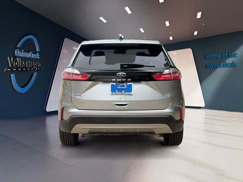 Used 2024 Ford Edge SEL AWD/4WD image 6
