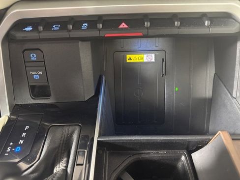 Used 2022 Toyota Tundra Capstone image 16