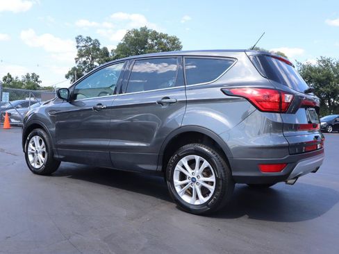 Used 2019 Ford Escape SE AWD/4WD image 3