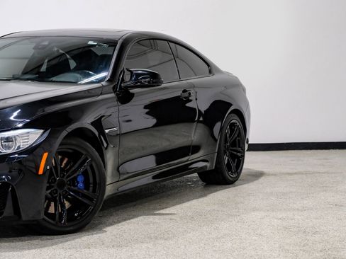 Used 2015 BMW M4 Coupe image 11