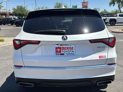 Used 2023 Acura MDX FWD image 5