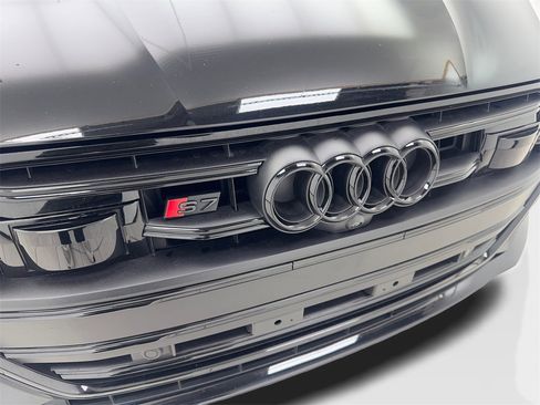 Used 2022 Audi S7 Premium Plus image 25
