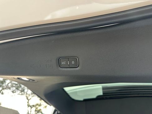 New 2026 Ford Expedition Active image 57