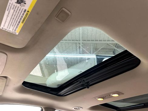 Used 2015 Buick Enclave Leather image 28