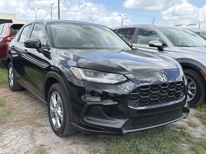 Used 2025 Honda HR-V LX