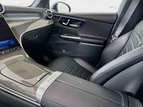 New 2026 Mercedes-Benz GLC 300 image 24
