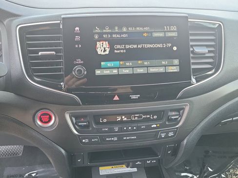 Used 2023 Honda Passport TrailSport image 9