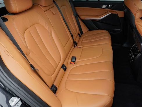 Used 2022 BMW X5 xDrive40i w/ Executive Package AWD/4WD image 27
