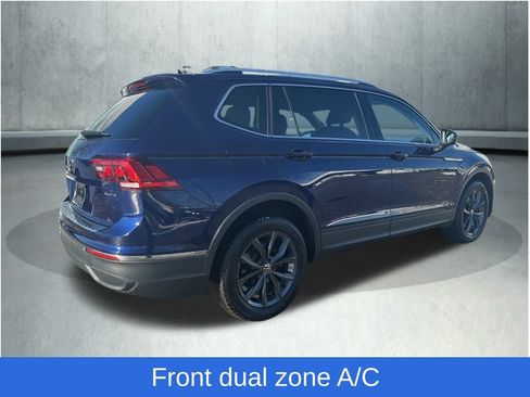 Used 2022 Volkswagen Tiguan SE w/ Panoramic Sunroof Package image 6