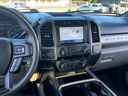 Used 2022 Ford F250 XLT w/ XLT Premium Package AWD/4WD image 9