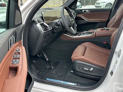 New 2026 BMW X5 xDrive40i w/ M Sport Package image 4