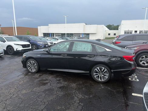 Used 2019 Honda Accord Touring image 13