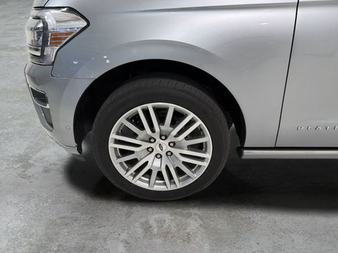 Used 2024 Ford Expedition Max Platinum AWD/4WD image 20