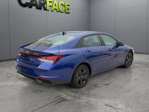 Used 2021 Hyundai Elantra SEL FWD image 13
