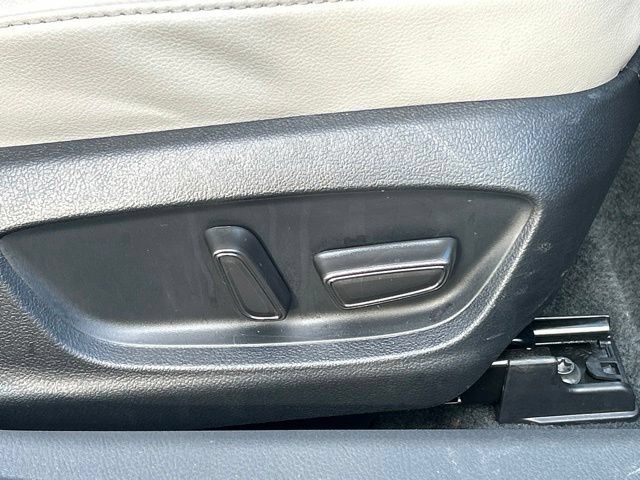Used 2023 Toyota Camry XSE w/ Navigation Package FWD image 31