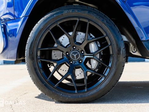 Used 2022 Mercedes-Benz G 63 AMG 4MATIC w/ G Manufaktur Interior Package image 8