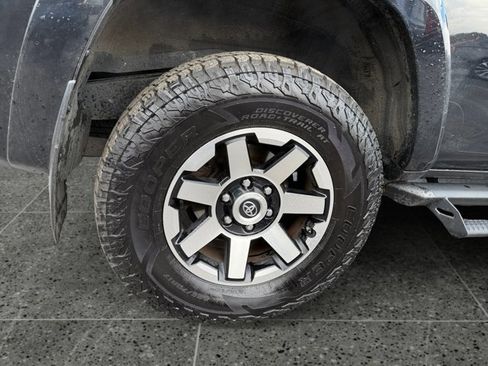 Used 2021 Toyota 4Runner TRD Off-Road Premium image 10