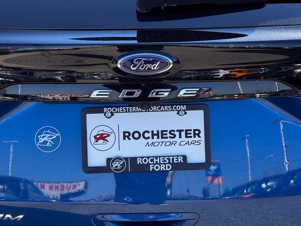 Used 2024 Ford Edge Titanium w/ Equipment Group 301A AWD/4WD image 51
