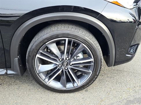 Used 2023 INFINITI QX55 Luxe w/ Cargo Package image 9