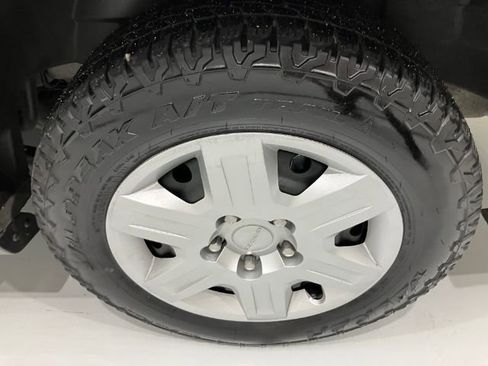 Used 2013 Dodge Grand Caravan American Value Package image 14