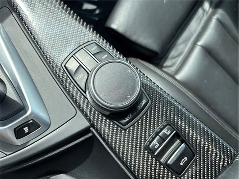 Used 2020 BMW M4 Convertible w/ Competition Package image 39