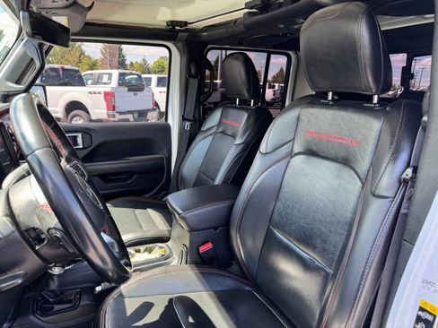 Used 2022 Jeep Gladiator Rubicon w/ LED Lighting Group AWD/4WD image 11