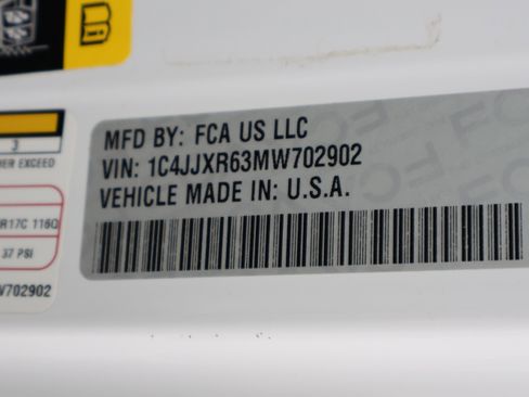 Used 2021 Jeep Wrangler Unlimited Rubicon 4xe w/ Steel Bumper Group image 42