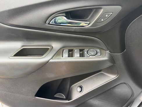 Used 2024 Chevrolet Equinox LT image 13