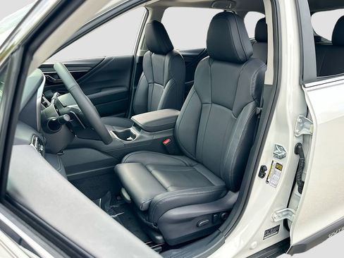 New 2025 Subaru Outback Limited image 22