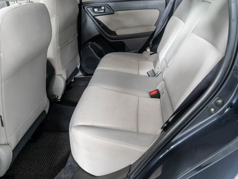 Used 2015 Subaru Forester 2.5i Premium w/ All-Weather Package image 11