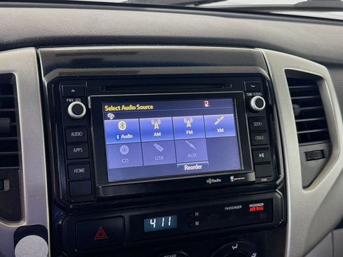 Used 2014 Toyota Tacoma PreRunner image 13