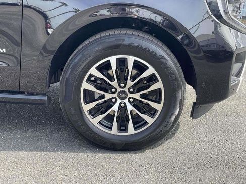 Certified 2025 Ford Expedition Platinum AWD/4WD image 37