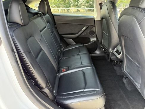Used 2022 Tesla Model Y Performance AWD/4WD image 24