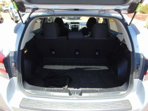 Certified 2022 Subaru Crosstrek 2.0i Premium w/ Moonroof Package AWD/4WD image 24
