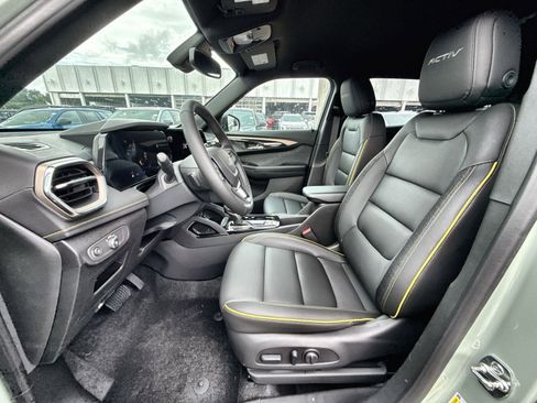 New 2026 Chevrolet TrailBlazer ACTIV w/ Convenience Package FWD image 13