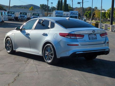 Certified 2019 Kia Optima LX image 8