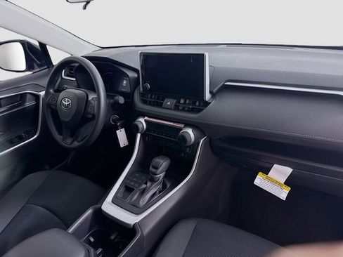 New 2025 Toyota RAV4 LE image 27
