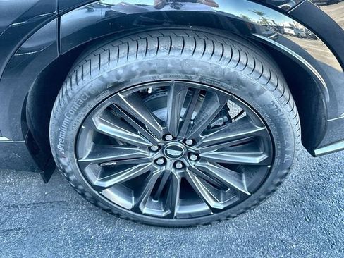 New 2026 Cadillac Lyriq V image 34