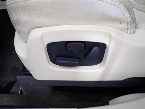 Used 2019 Lincoln MKT Standard image 19