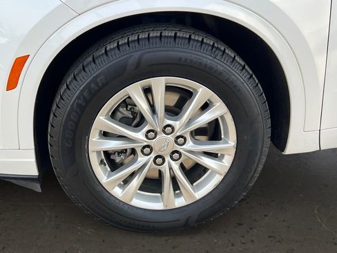 Used 2023 Cadillac XT6 Luxury image 26