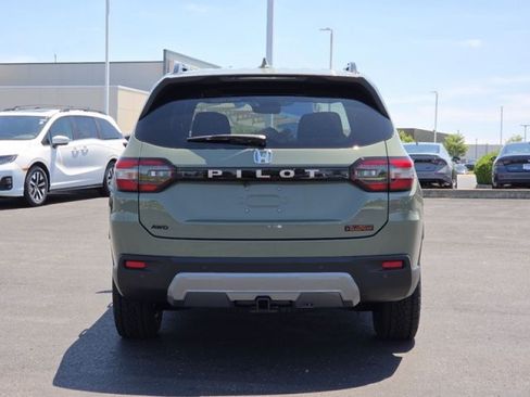 New 2026 Honda Pilot TrailSport image 10