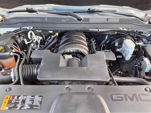 Used 2019 GMC Yukon XL Denali w/ Denali Ultimate Package AWD/4WD image 3