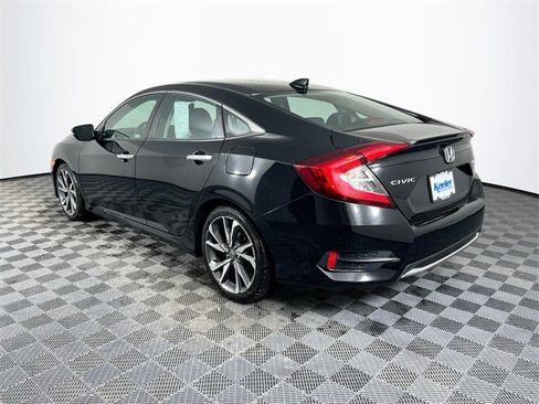 Used 2020 Honda Civic Touring image 4