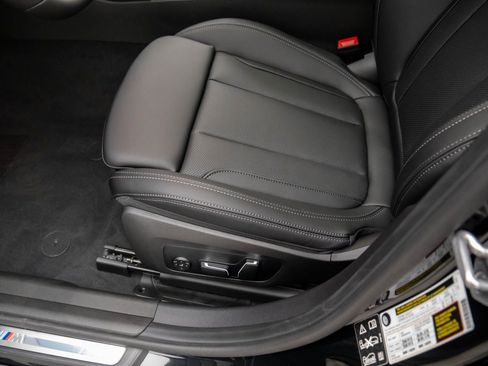 New 2026 BMW 330i xDrive Sedan w/ M Sport Package image 14