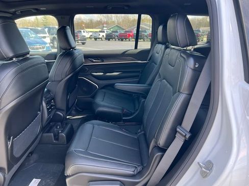 New 2026 Jeep Grand Cherokee L Limited AWD/4WD image 5