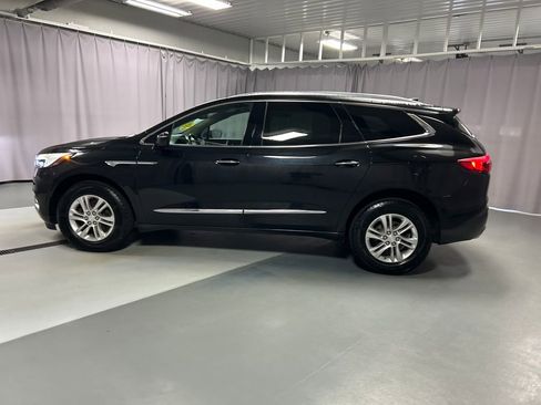 Used 2021 Buick Enclave Essence FWD image 4